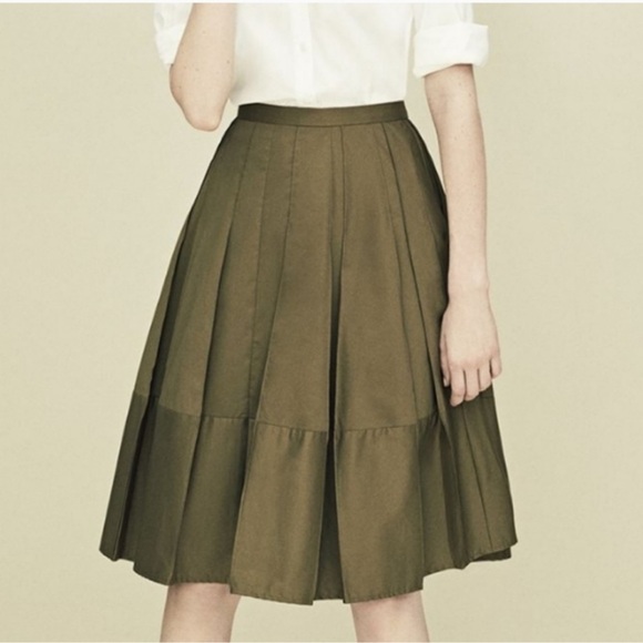 Ann Taylor Dark Navy Blue Poplin Pleated Lined Skirt Size 10 - Picture 5 of 5